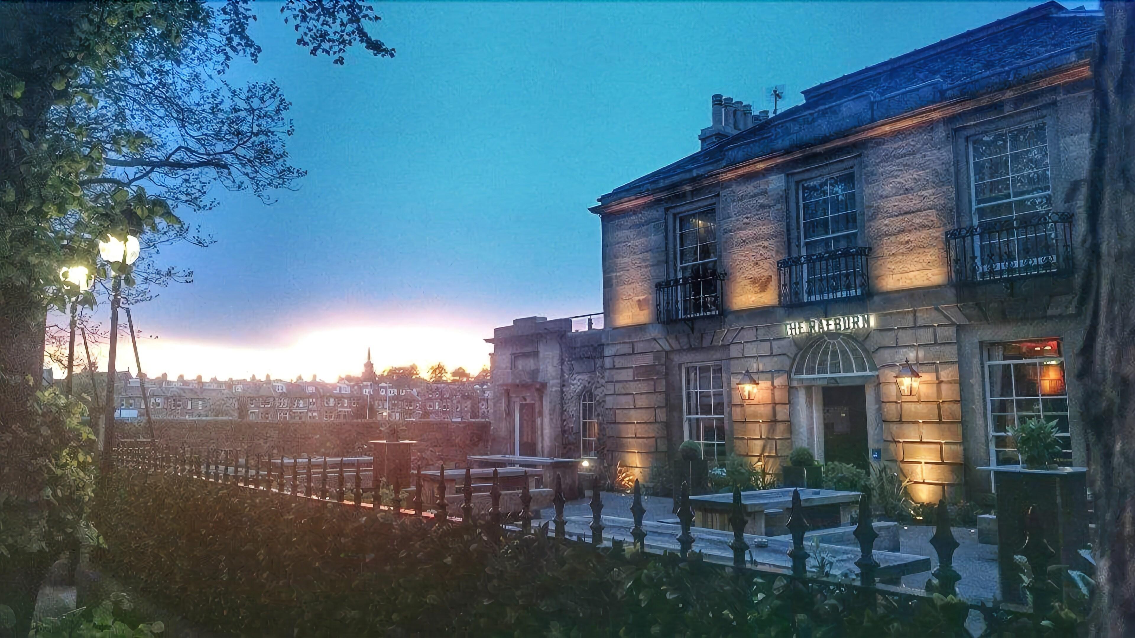 The Raeburn — Photos 1